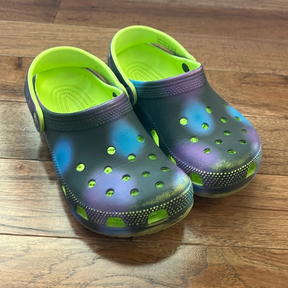 Crocs